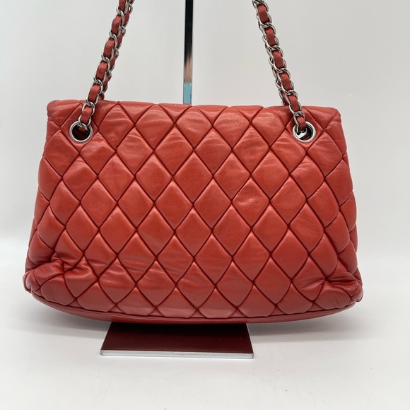 CHANEL Red Orange Leather Classic Flap Shoulder Bag - Picture 2 of 16